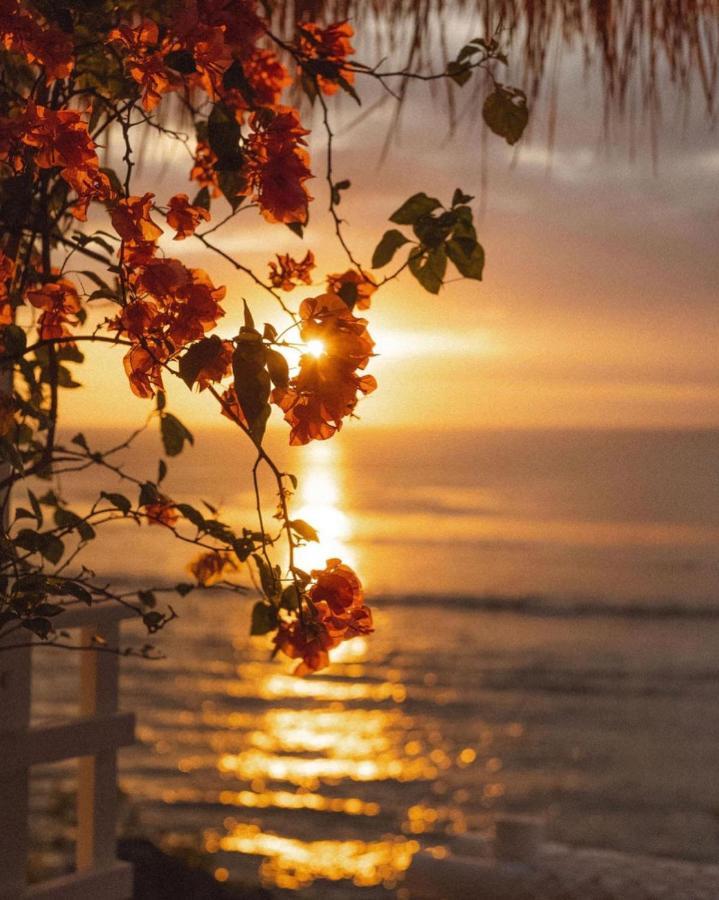 Villa Deeksha Uluwatu Buitenkant foto